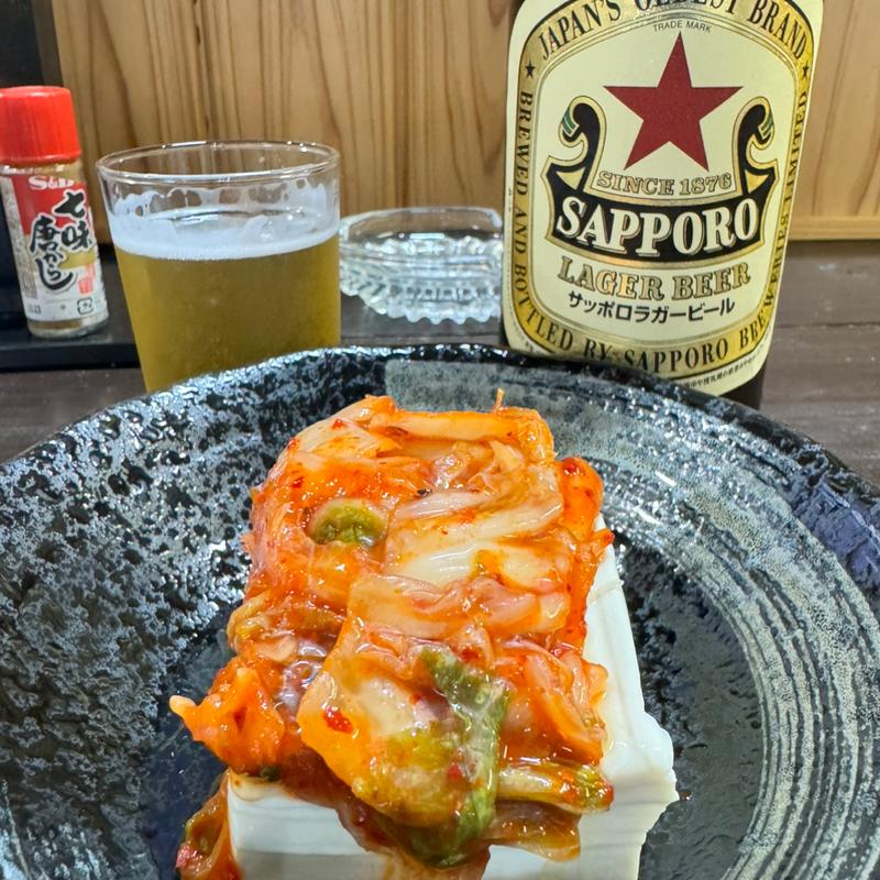 お通し【キムチ冷奴】(DAI)