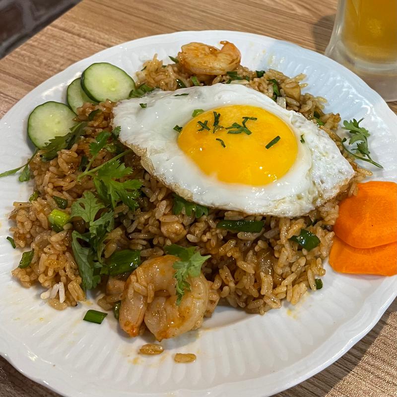 ナシゴレン(インド料理ロータス)