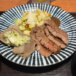 厚切り牛たんと 慈塩ゆでたん定食(牛たん伊之助 ららぽーと柏の葉)