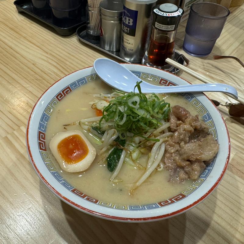 塩とんこつ(どさん子ラーメン 境川店)