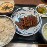 白たんセット定食