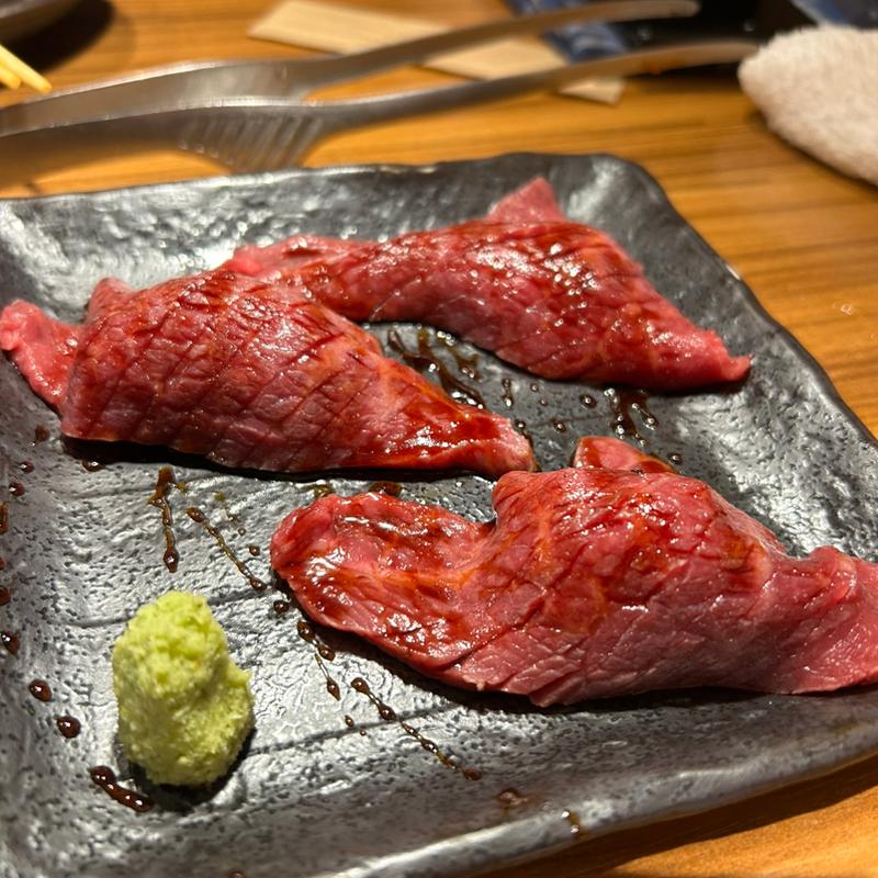 黒毛和牛肉寿司(焼肉とどろき 渋谷神泉店)