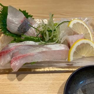 刺身三点盛り(季節料理 よし)