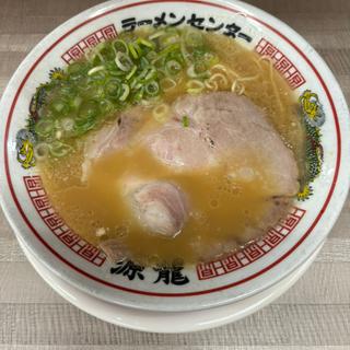 とんこつラーメン(博多ラーメン専門店 源龍ラーメン 西中島南方店)