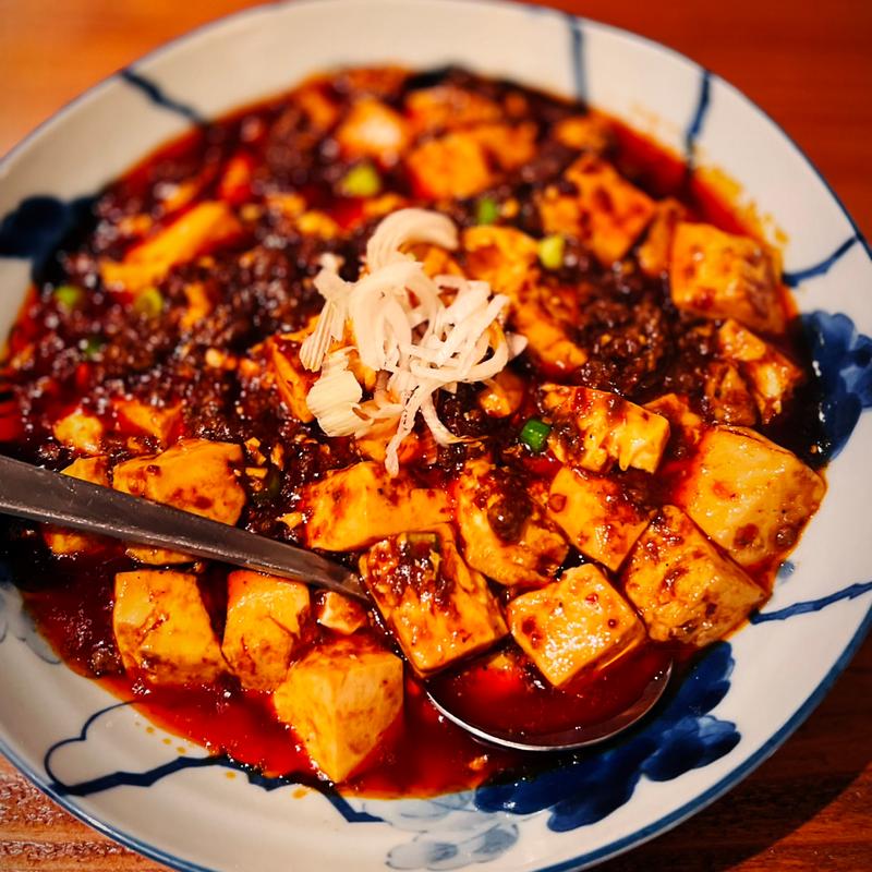 張さんの麻婆豆腐(チャイニーズバー シャラ)