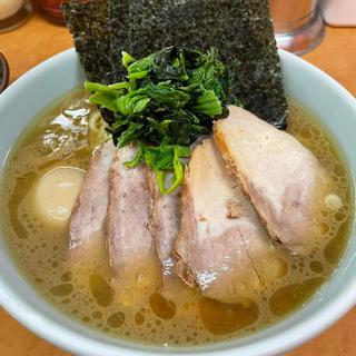 チャーシューメン+タマゴ(家系ラーメン 町田家 新百合ヶ丘店)