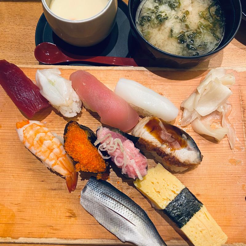 すみれ握りセット　茶碗蒸し•お椀付き(すし屋 銀蔵 多摩センター店)