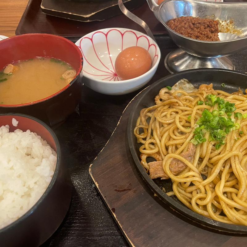 台湾肉ミンチ焼きそば定食(にく月／月光香麺)