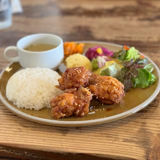 Bランチ　チキン唐揚げ　香味ソース(さらさ花遊小路 （SARASA サラサカユウコウジ）)