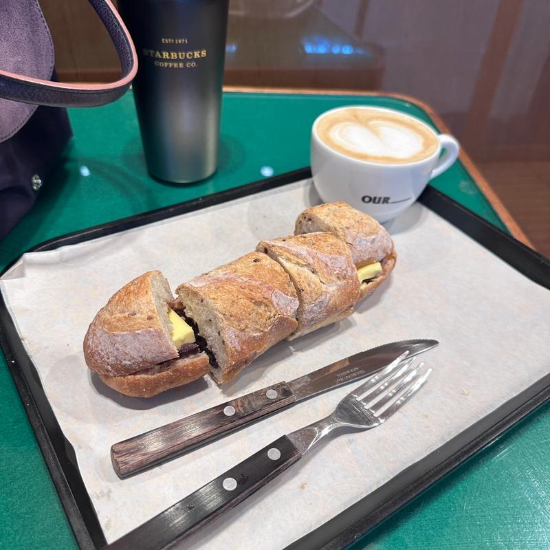 ミニ食パン(ヌフ・ベーカリーカフェ （neuf:bakery cafe）)