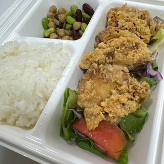たっぷり野菜と鶏唐揚げBOX(３日で２ｋｇ瘦せるためのパワーサラダ 恵比寿本店)