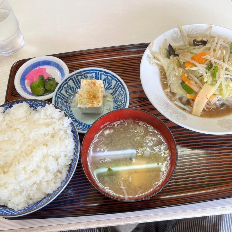 野菜炒め定食 (あらい食堂 )
