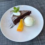 本日のケーキ（グランマルニエ・ショコラ）(Café des épices  )