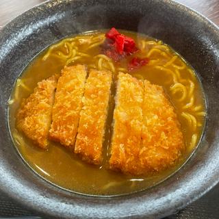 カツのせ室蘭カレーラーメン(有珠山サービスエリア)