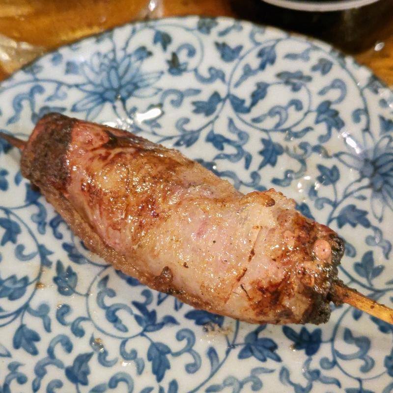 アミレバ串(もつ焼きごえん 野毛店)