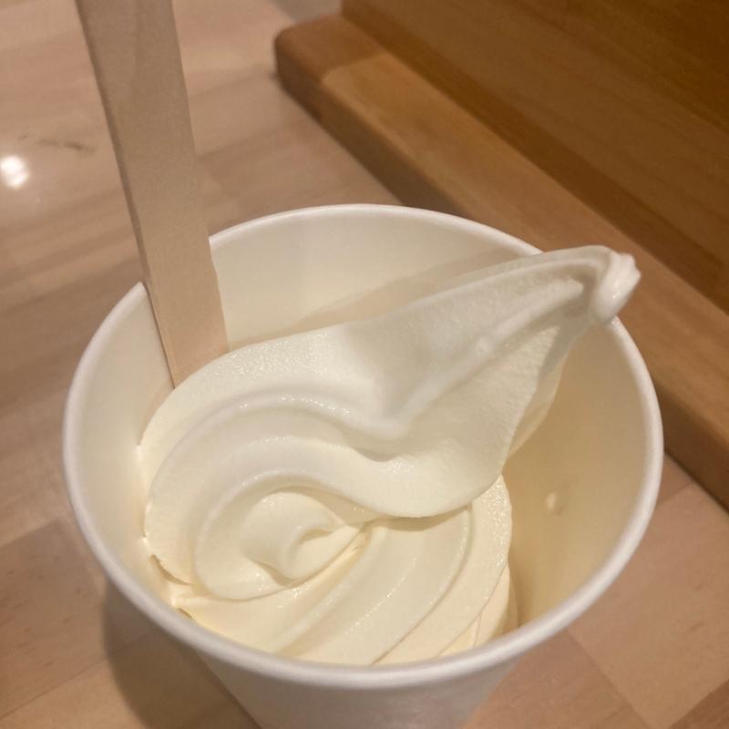 ソフトクリーム食べ放題(インターネットカフェ 寝太郎 福岡天神店)