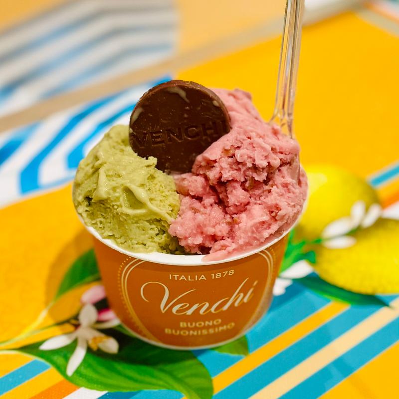 ピスタチオ＆ストロベリーストラチャッテーラ(ヴェンキ 東武池袋店 / Venchi Ikebukuro Tobu)