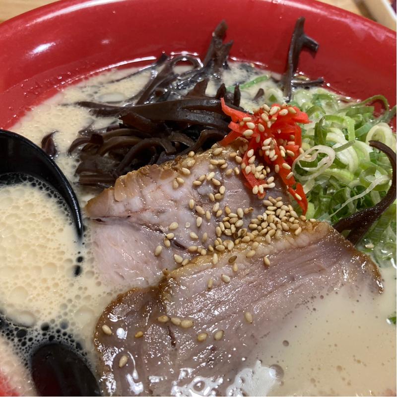 ばかラーメン(博多豚骨ラーメン ばか馬)
