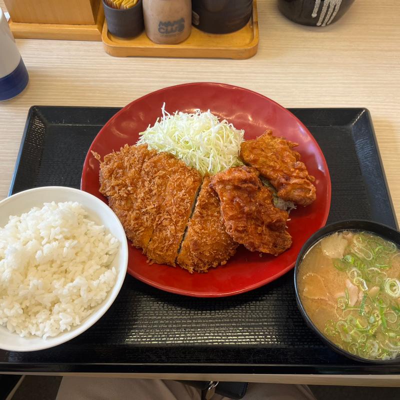 とんかつ唐揚げ定食(かつや さいたま三橋店)