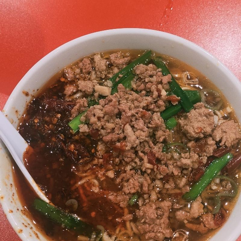 台湾ラーメン 激辛(台湾料理 味仙 大阪駅前第2ビル店)