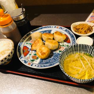 黒豚肉汁焼餃子定食(中央バルステーション)