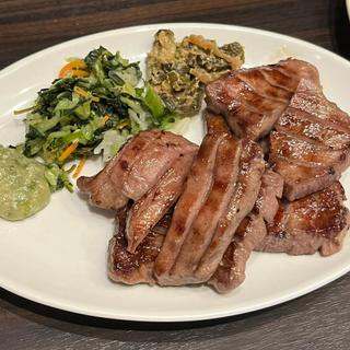 熟成牛タン(牛タン焼専門店 司 東口ダイワロイネットホテル店 )