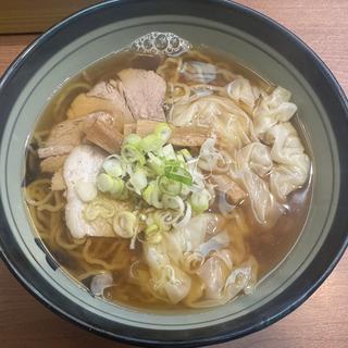 醤油ワンタンメン(ワンタンメンの満月 京都拉麺小路店)