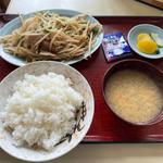肉ニラ定食