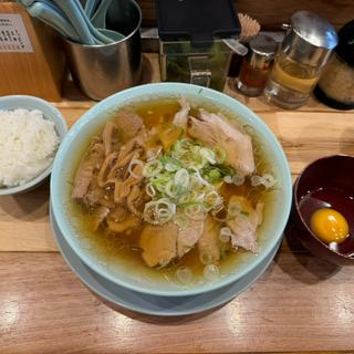 中華そば＋生卵セット(シンちゃんラーメン)