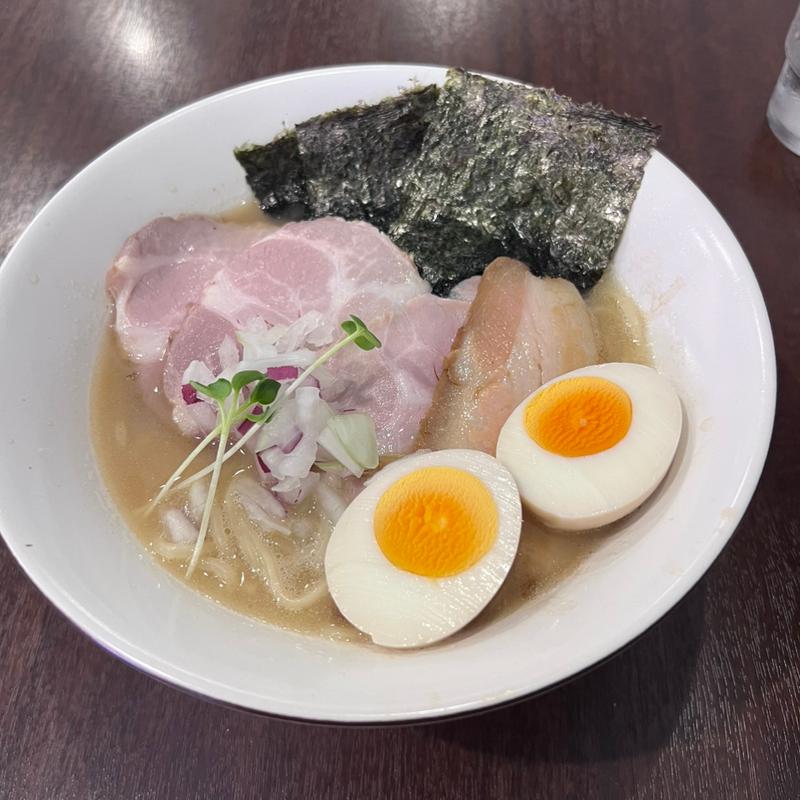 全部のせ濃厚鷄豚ラーメン(自家製熟成麺 吉岡 田端店)