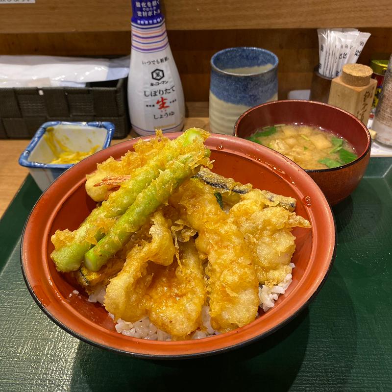 天丼+アスパラ、ホタテ追加(てんぷら 玉おき)
