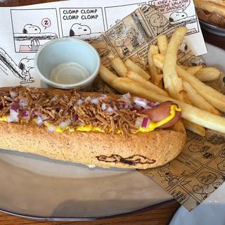 ホットドッグ　ポテトSセット(PEANUTS Cafe 名古屋)