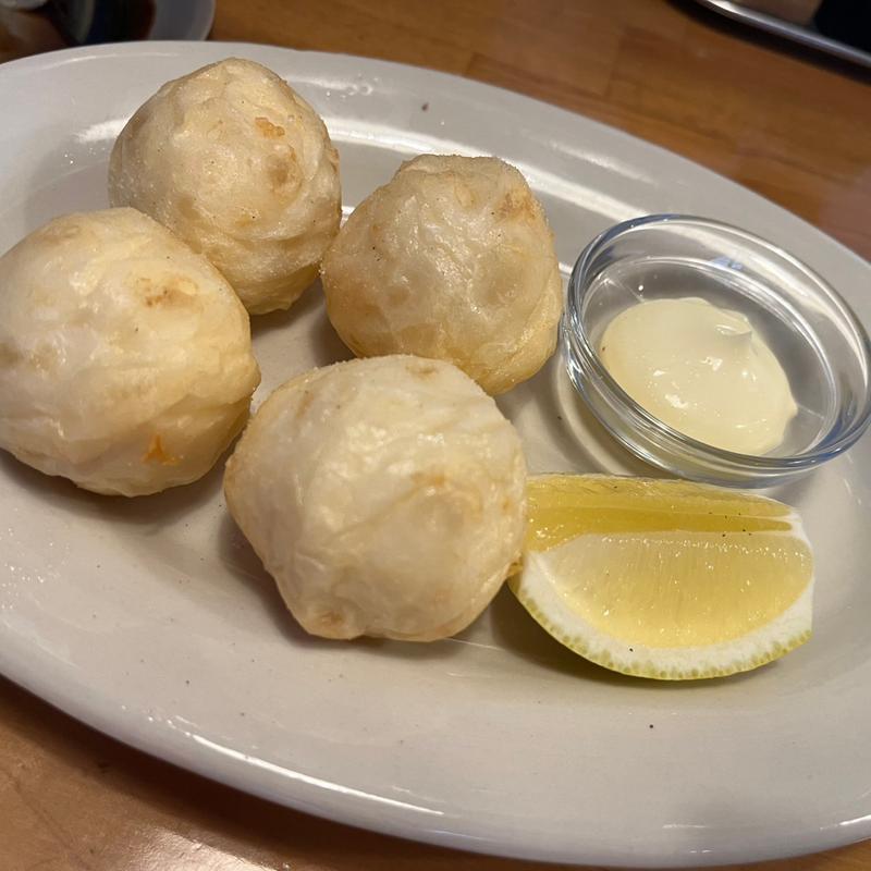 揚げイカ団子4ヶ入(中華バル あおいくま)