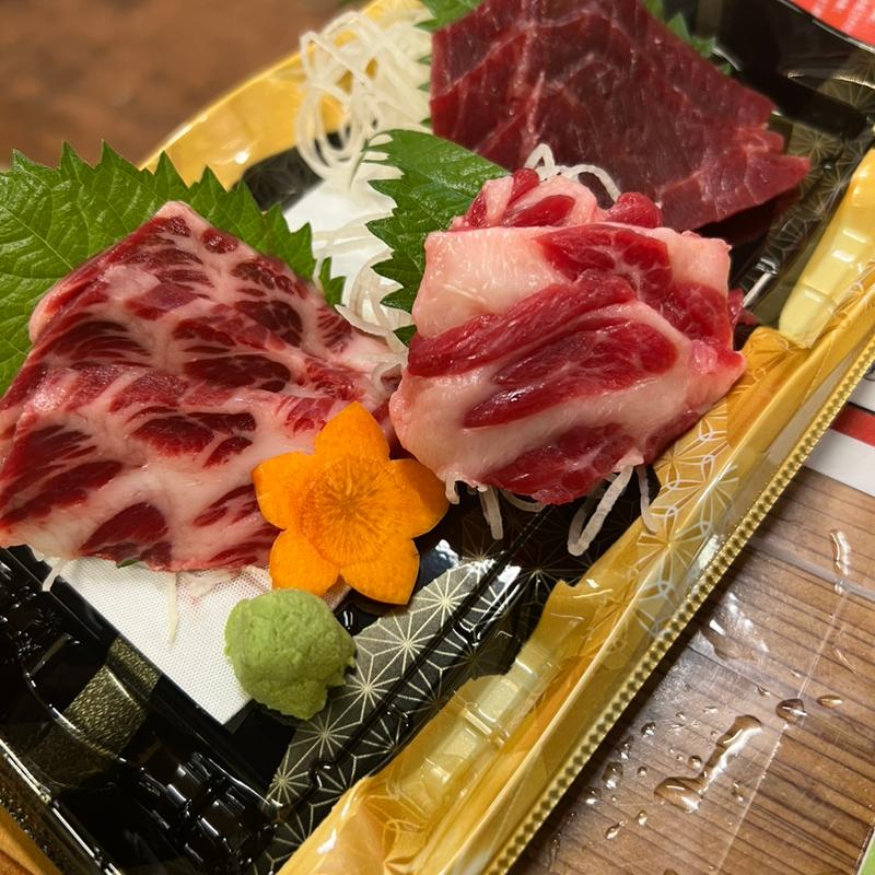 鯨の刺し身 3種盛り(珍味堂 ひろめ市場 )