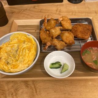 海老カツ、チキンカツ食べ放題(博多海老山 天神本店)