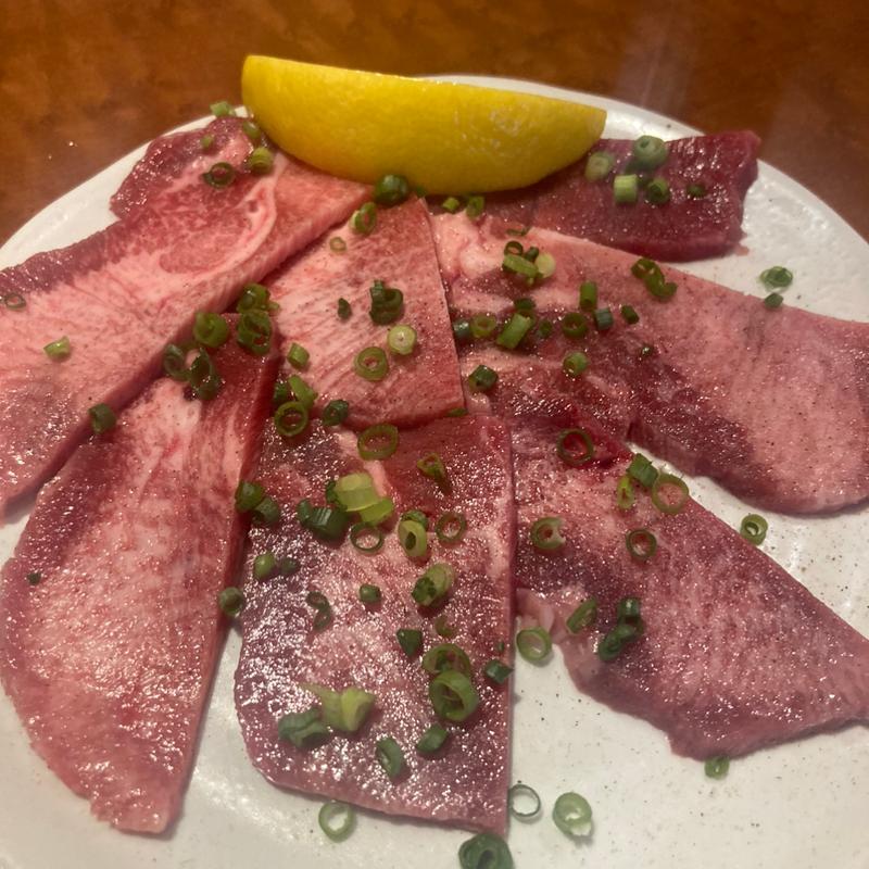 塩タン(焼肉どらごん 警固本店)