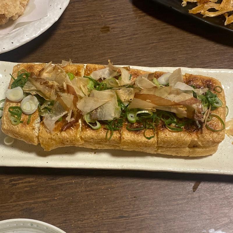 栃尾の油揚げ（納豆）(大衆割烹八珍柿 )