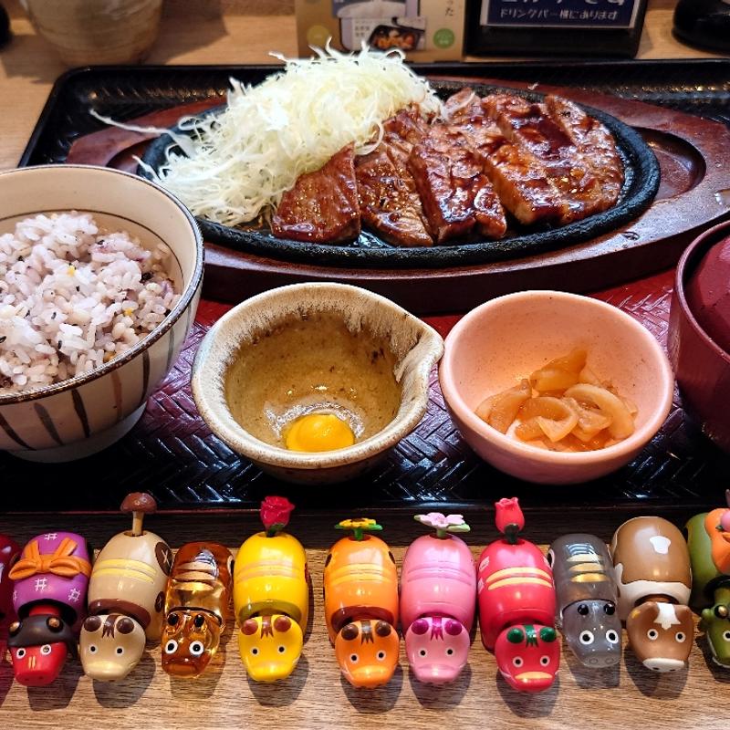 炭火焼き鉄板トンテキ(大戸屋ごはん処 郡山八山田店)