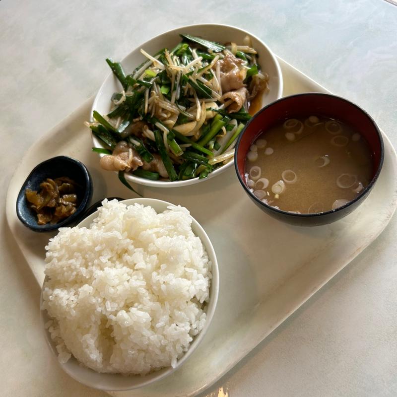 肉ニラ炒め定食(春日野食堂 )