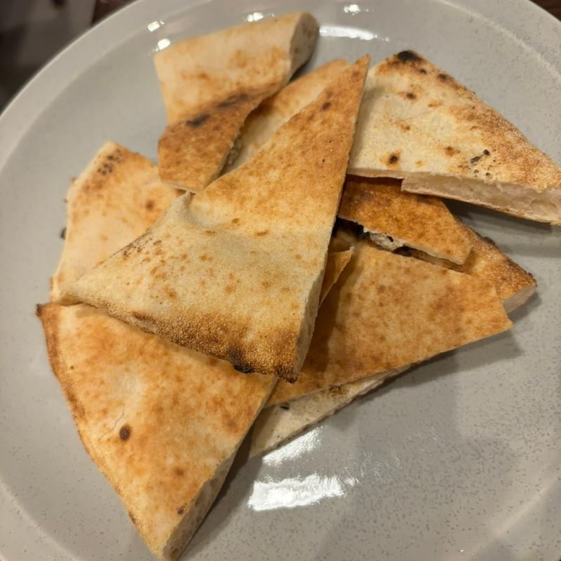 パーネ(Pizzeria lo zucchero)