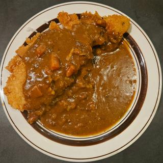 カツカレー(キッチンペザント四番町)