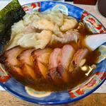 チャーシューミックスワンタン麺(支那そば たんたん亭)