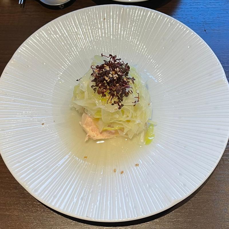 蒸し鶏の葱生姜だれ(中菜バル 碗)