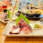 赤字のお刺身3点盛(大衆酒場 チャン栓チャン)