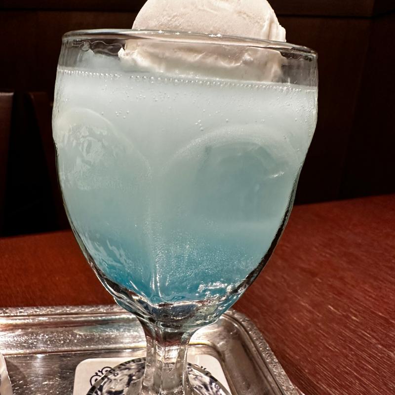 空色クリームソーダ&プリンのセット(喫茶トリコロール　 松坂屋上野店  )