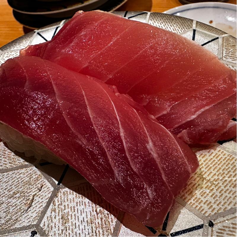 マグロ(回転寿司 さんきゅう 石切店)