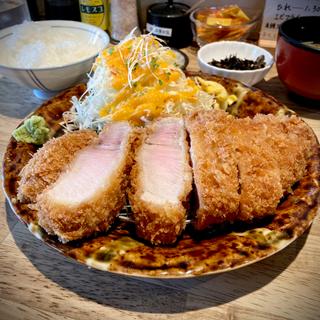朔 特ろーす定食(とんかつ朔)