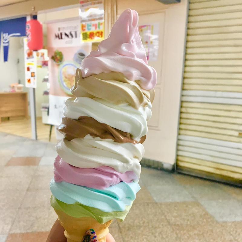 特大8種ソフトクリーム(デイリーチコ)