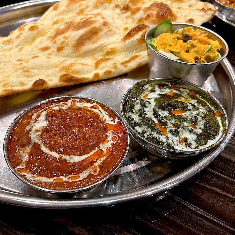 マトンコルマカレー＆チキンサグワラカレー(Tandoori Nights)