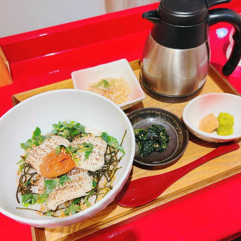 炙りハモと南高梅(だし茶漬けとにゅうめんの店 だし福)